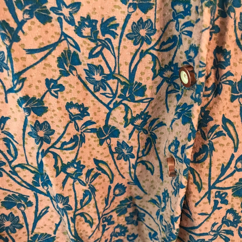 Flower Top - Picture 2 of 2